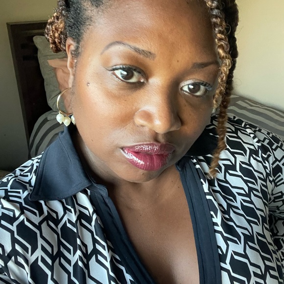 Meet your Posher, Helen - Picture 4 of 6